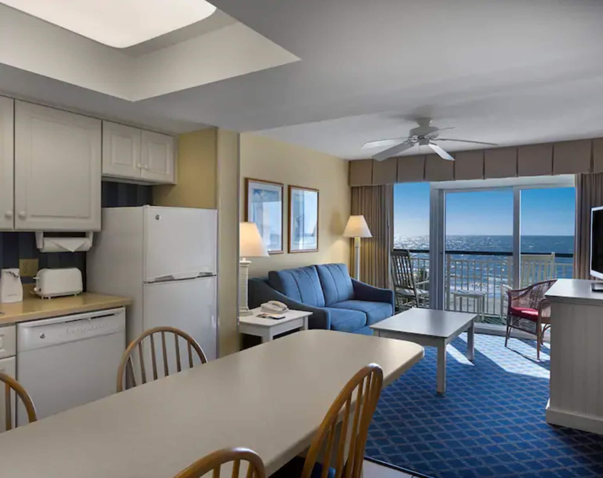 Hampton Inn & Suites Myrtle Beach Oceanfront Exterior photo